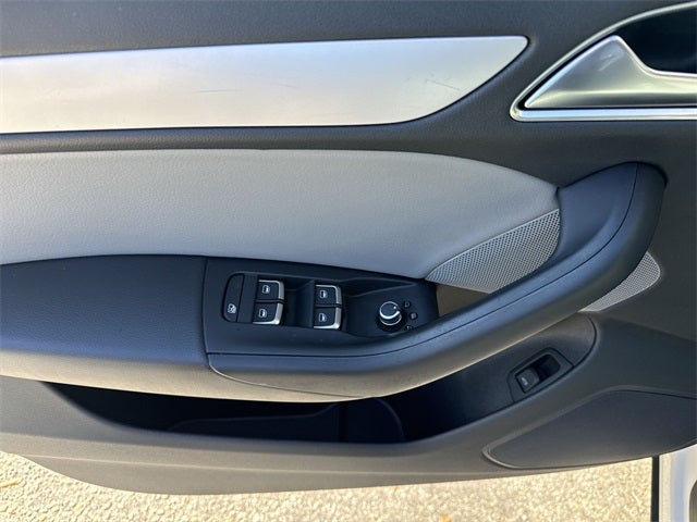 2017 Audi Q3 2.0T Premium