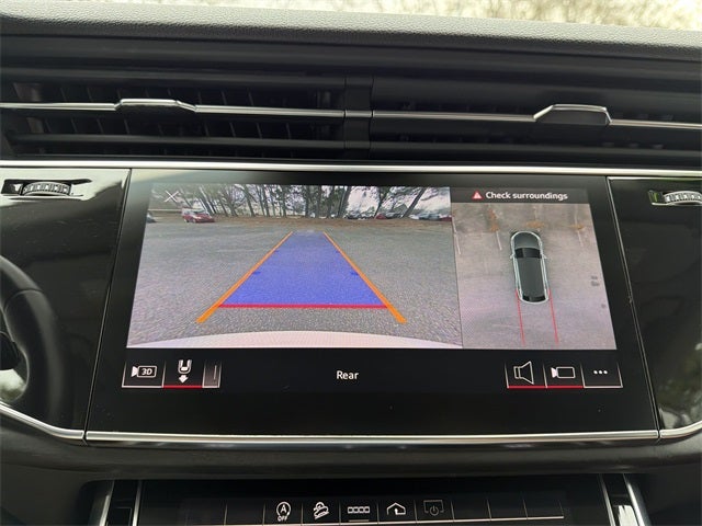 2022 Audi Q8 55 Premium Plus quattro