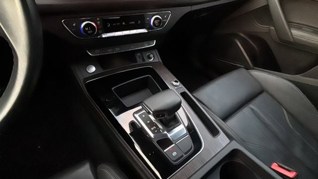 2024 Audi Q5 45 S line Premium quattro