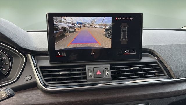 2024 Audi Q5 45 S line Premium quattro