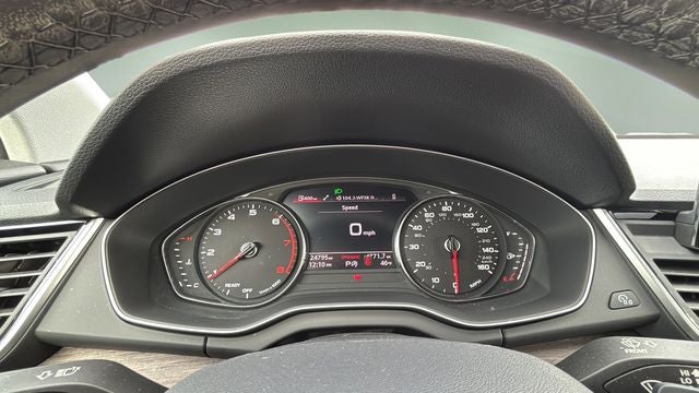 2024 Audi Q5 45 S line Premium quattro