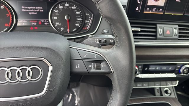 2024 Audi Q5 45 S line Premium quattro