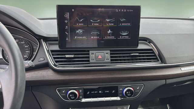 2024 Audi Q5 45 S line Premium quattro