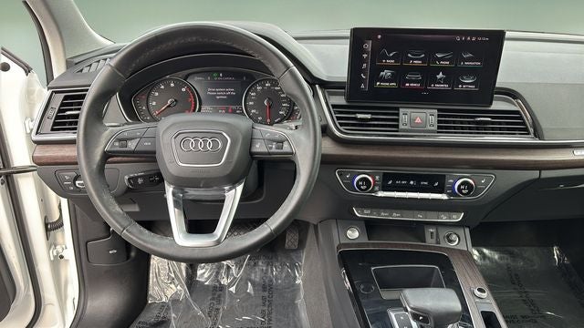 2024 Audi Q5 45 S line Premium quattro