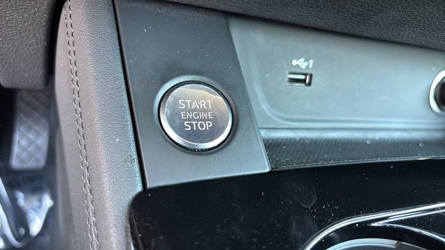 2024 Audi A4 45 S line Premium Plus quattro