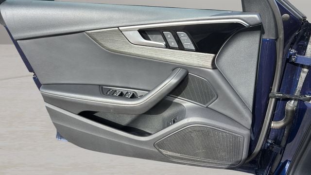 2024 Audi A4 45 S line Premium Plus quattro