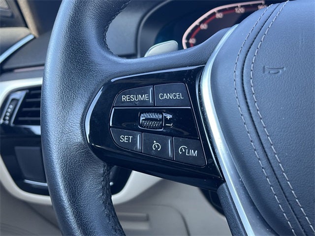 2022 BMW 5 Series 540i