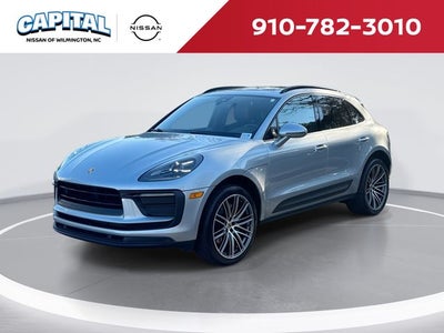 2022 Porsche Macan Base