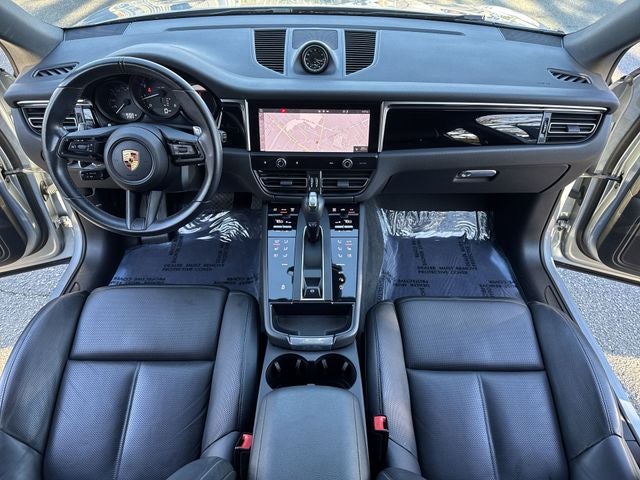 2022 Porsche Macan Base