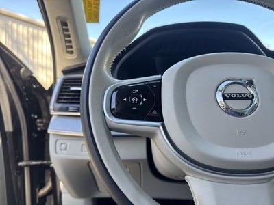 2021 Volvo XC90 T5 Momentum