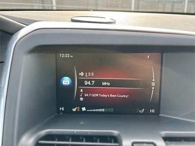 2017 Volvo XC60 T5 Dynamic