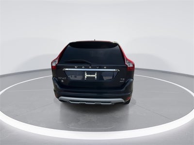 2017 Volvo XC60 T5 Dynamic