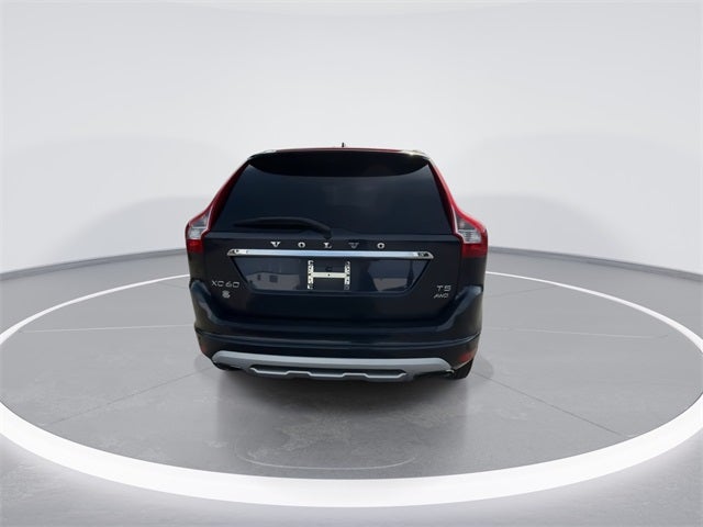 2017 Volvo XC60 T5 Dynamic