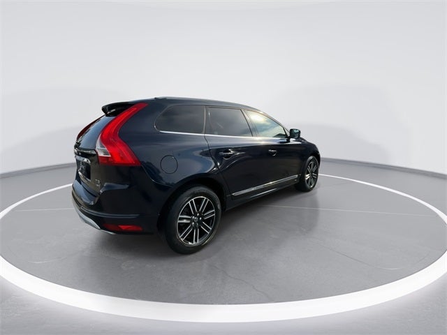 2017 Volvo XC60 T5 Dynamic
