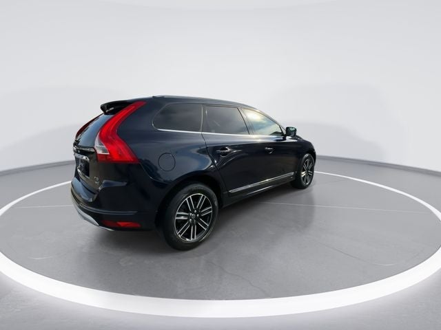 2017 Volvo XC60 T5 Dynamic