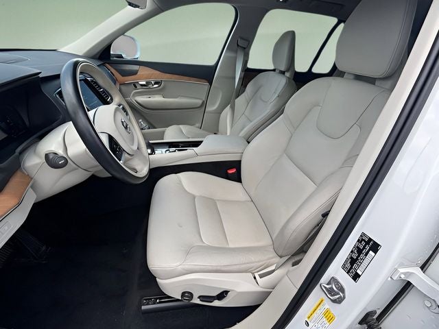 2022 Volvo XC90 Recharge Plug-In Hybrid T8 Inscription Expression 7 Passenger