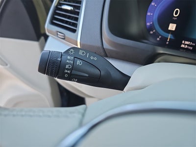 2023 Volvo XC90 B5 Core