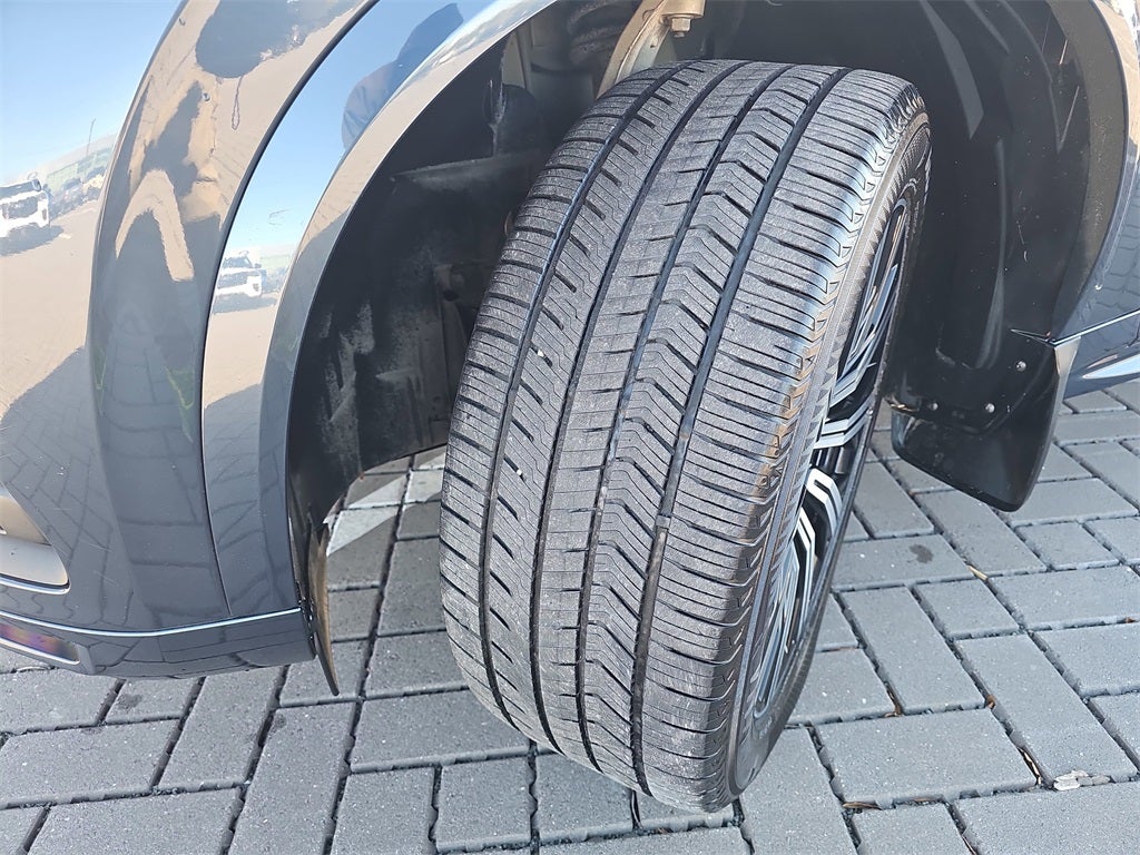 2023 Volvo XC90 B5 Core