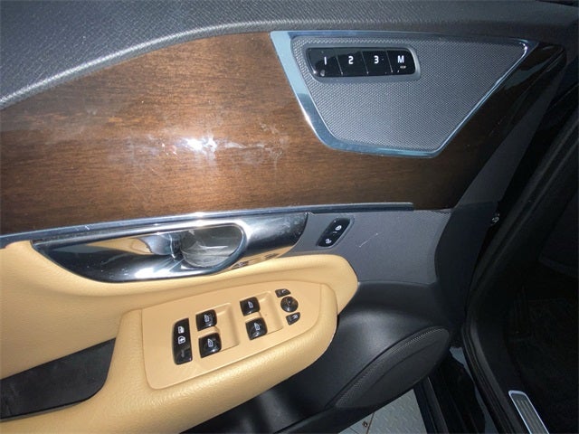 2016 Volvo XC90 Base