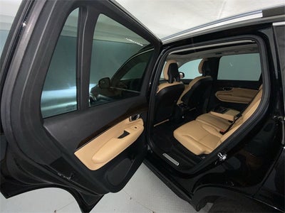 2016 Volvo XC90 Base