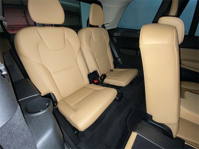 2016 Volvo XC90 Base