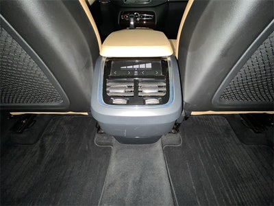 2016 Volvo XC90 Base