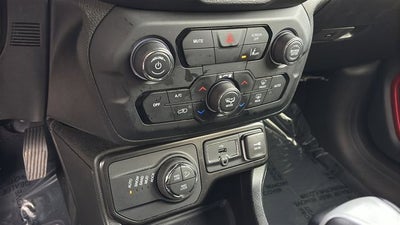 2023 Jeep Renegade Trailhawk