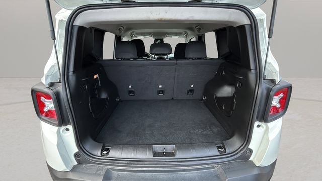 2023 Jeep Renegade Trailhawk