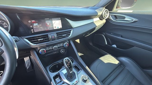 2023 Alfa Romeo Giulia Veloce