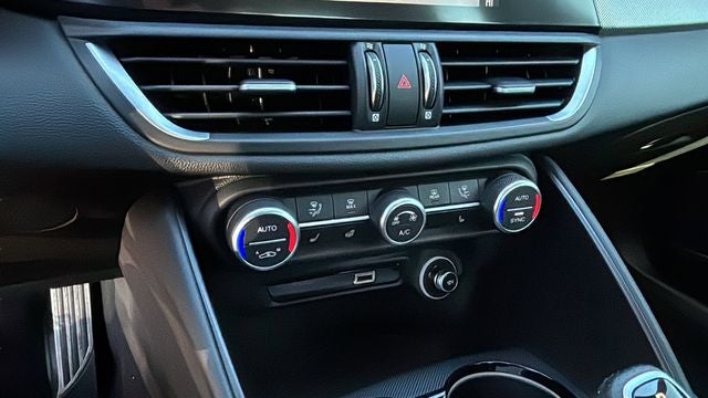 2023 Alfa Romeo Giulia Veloce