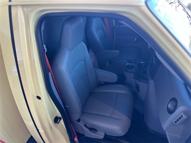 2022 Ford E-450SD Base DRW