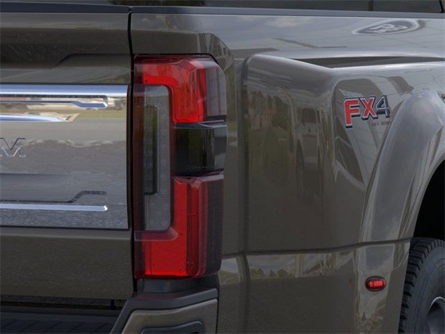 2026 Ford F-450SD Platinum DRW