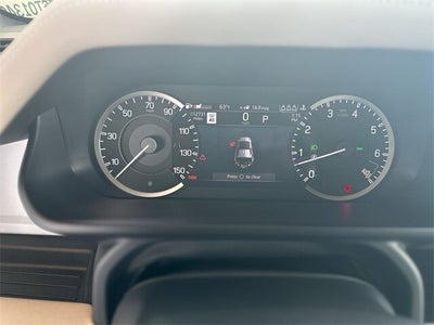 2023 Land Rover Defender 110 SE