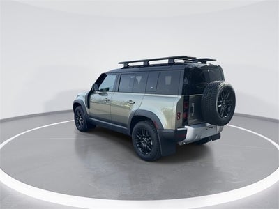 2023 Land Rover Defender 110 SE