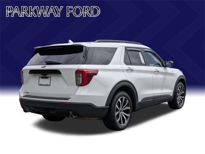 2022 Ford Explorer ST-Line