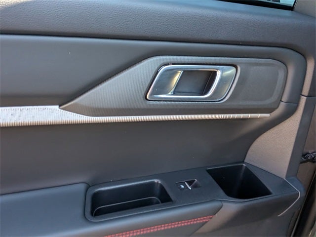 2025 Ford Explorer ST-Line 300A