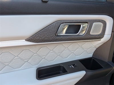 2025 Ford Explorer Platinum ULTIMATE PACKAGE