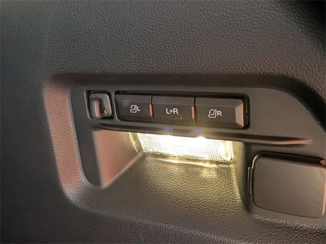 2025 Ford Explorer Platinum ULTIMATE PACKAGE