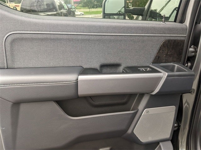 2025 Ford F-350SD Lariat