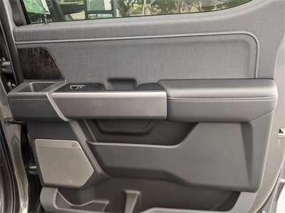 2025 Ford F-350SD Lariat