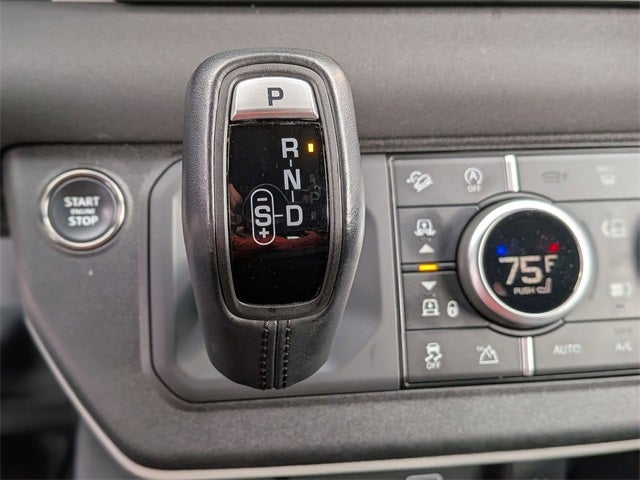 2023 Land Rover Defender 110 X-Dynamic SE