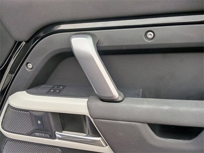 2023 Land Rover Defender 110 X-Dynamic SE