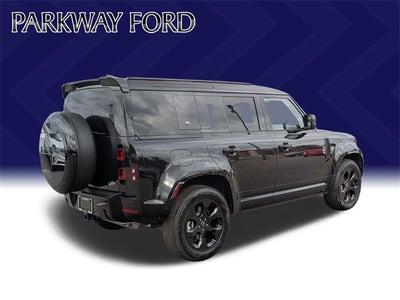 2023 Land Rover Defender 110 X-Dynamic SE