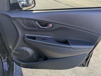 2022 Hyundai Kona SE